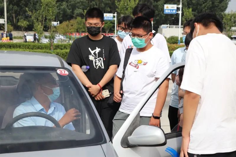 【濟(jì)寧大運(yùn)河駕?！渴罴賹W(xué)車，快人一步！走起~(圖2)