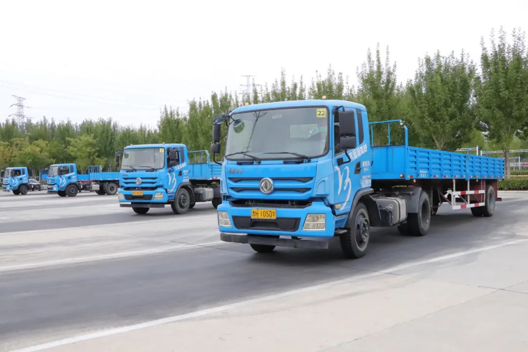 【濟(jì)寧大運(yùn)河駕?！克W(xué)時(shí)≠拿證慢，學(xué)大車(chē)45天拿駕照！(圖1)