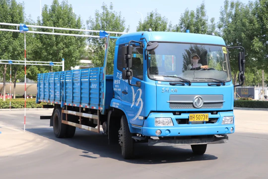 【濟寧大運河駕?！啃≤噧r學大車，45天快速拿駕照！(圖4)