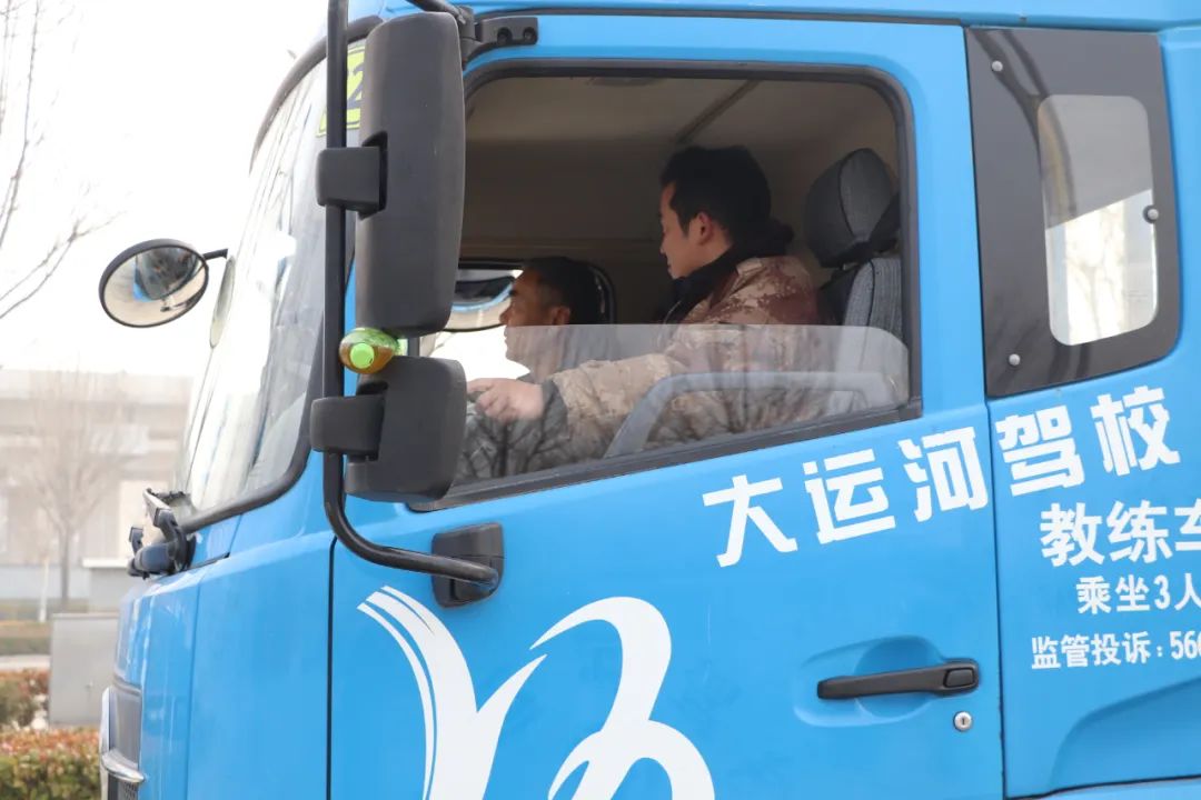 【濟寧大運河駕?！看筌嚒爸蓖ò唷比律?，設備車考試訓練！(圖5)