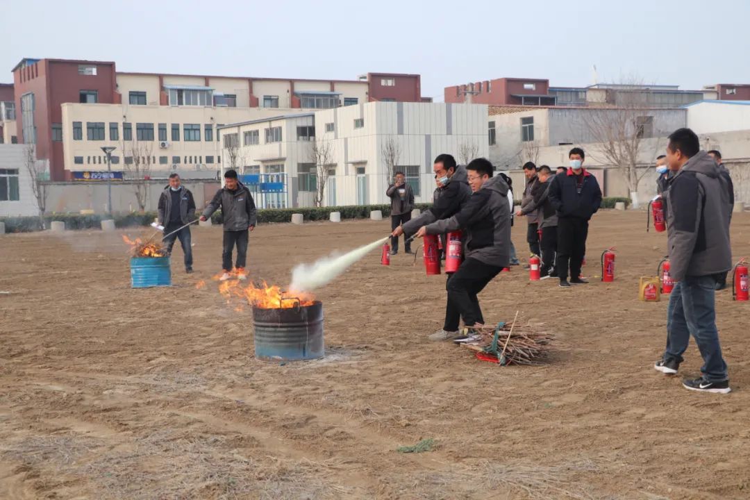 【濟(jì)寧大運(yùn)河駕校】2024春季消防安全演練活動(dòng)順利開展！(圖5)