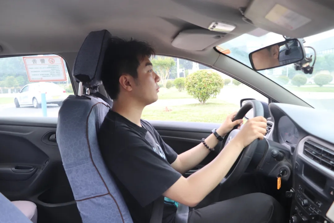 【濟(jì)寧大運(yùn)河駕?！俊暗谑粚脤W(xué)車夏令營”招生火熱進(jìn)行中~(圖3)