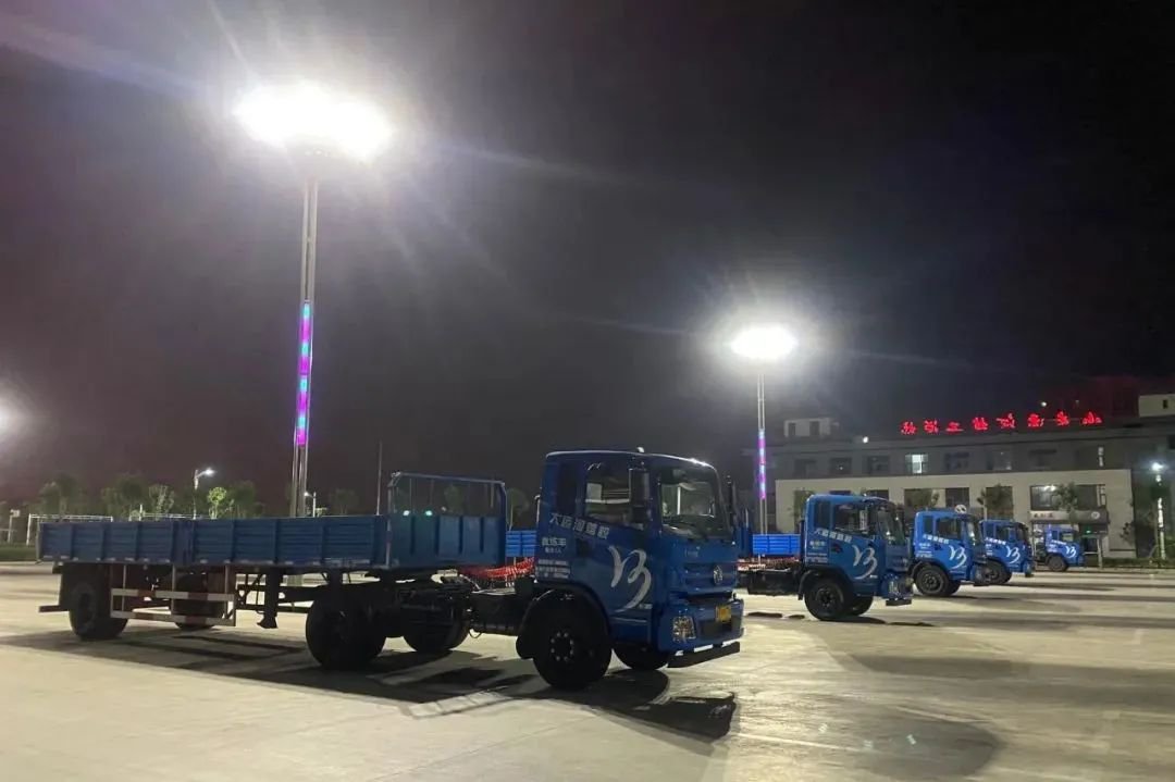【濟(jì)寧大運河駕校】上班練車沒時間？選擇夜訓(xùn)班，學(xué)車工作兩不誤！(圖2)